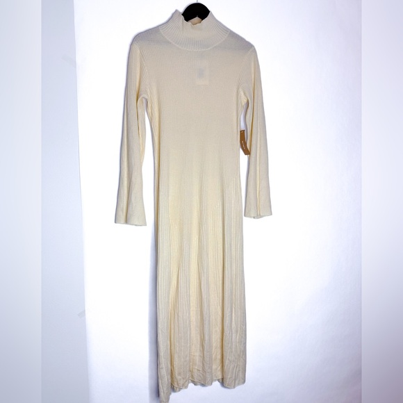 NWT Caara Cream Ribbed Knit High Neck Sweater Dress Wool Blend Size Medium - Picture 7 of 12